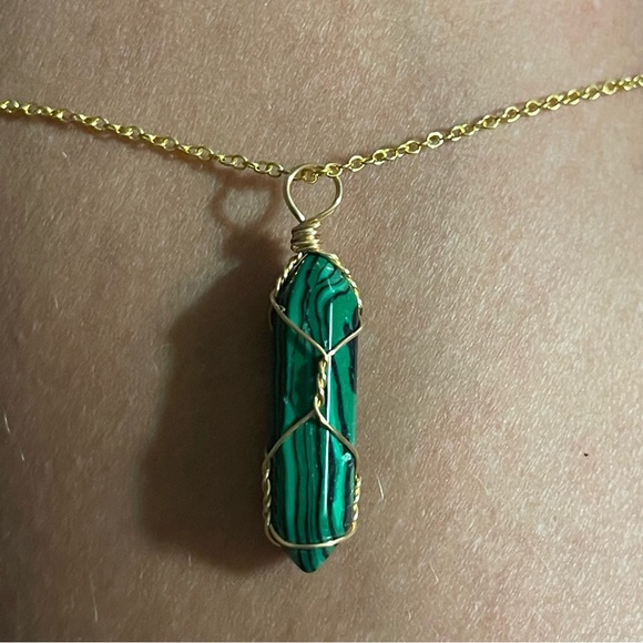 New Handmade Green Malachite 10k Gold Wire Wrapped S925 Silver Amulet Necklace - Picture 5 of 16